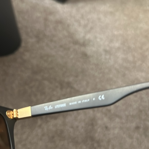 Ray-Ban sunglasses. Pink mirror lens. - Picture 3 of 4